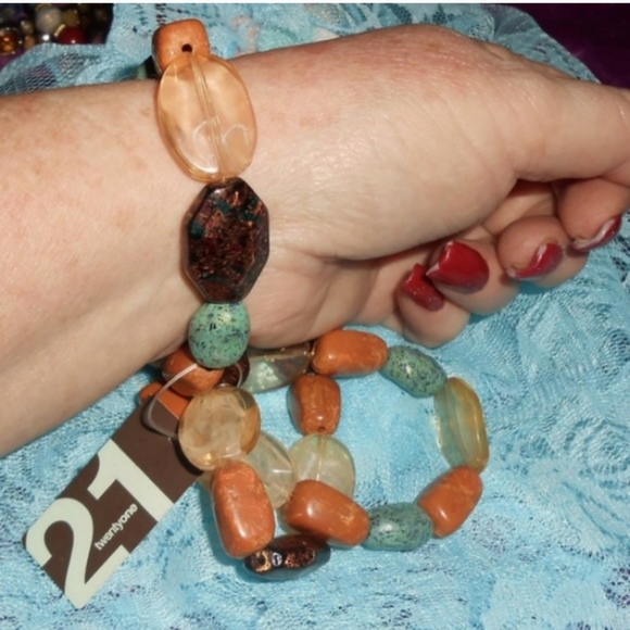 Bundled Bangles Set of 3 - Picture 2 of 12